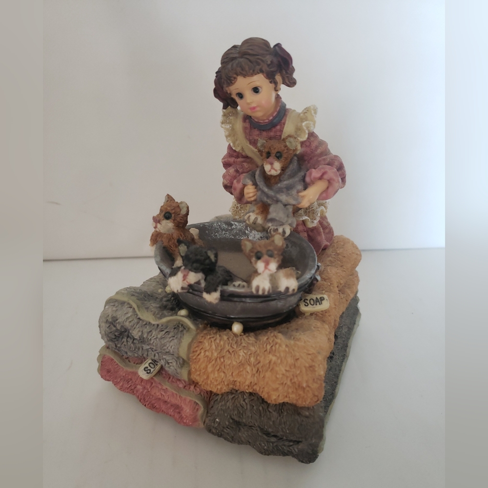 The Boyds Collection Yesterdays Child Music Box Tune You Are So Beautiful🎶🎶